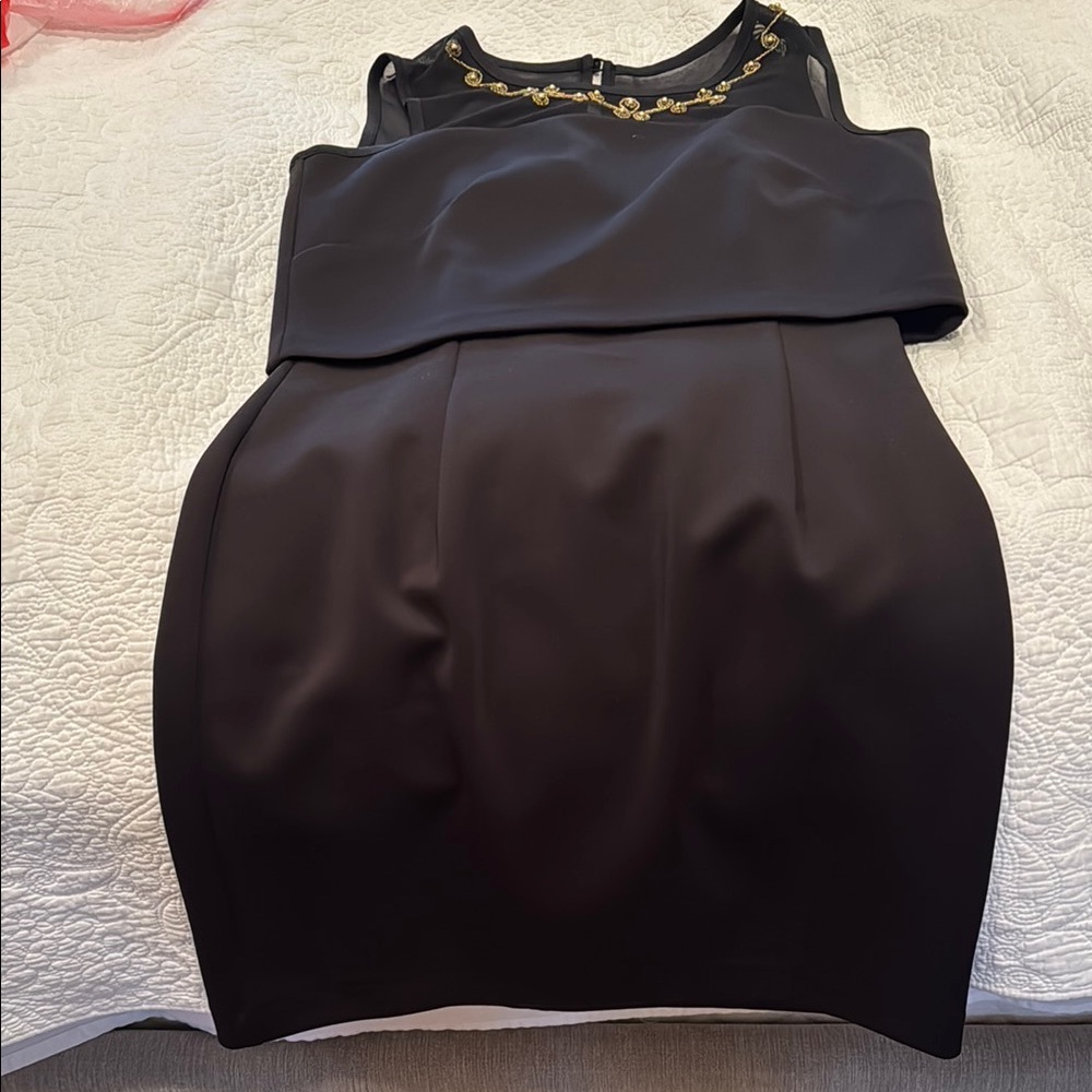 Elegant Black Sleeveless Dress